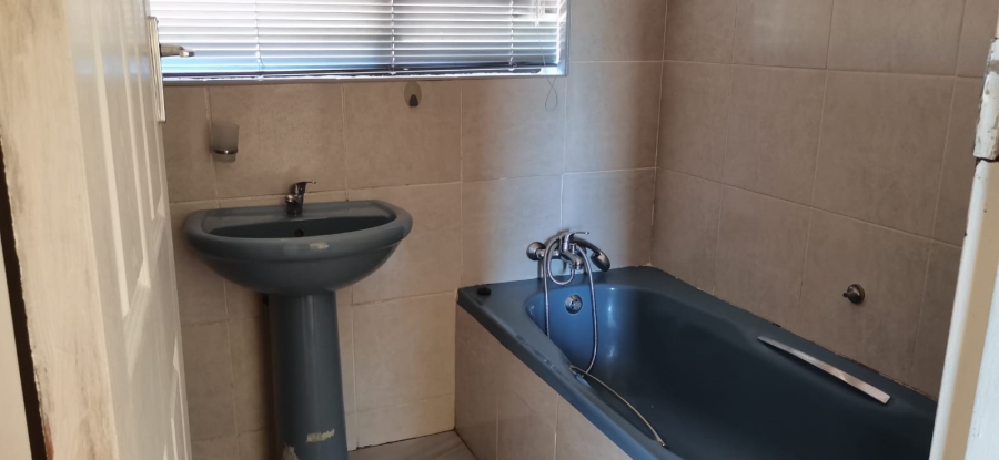 To Let 3 Bedroom Property for Rent in Riebeeckstad Free State